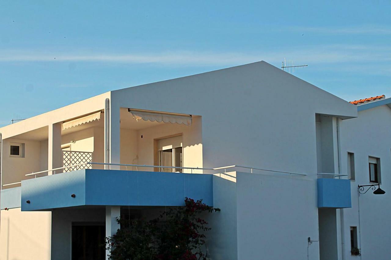 B&B Le Tre Spiagge Calasetta Exterior photo