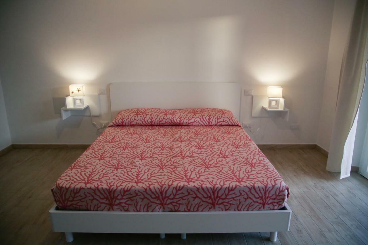 B&B Le Tre Spiagge Calasetta Exterior photo